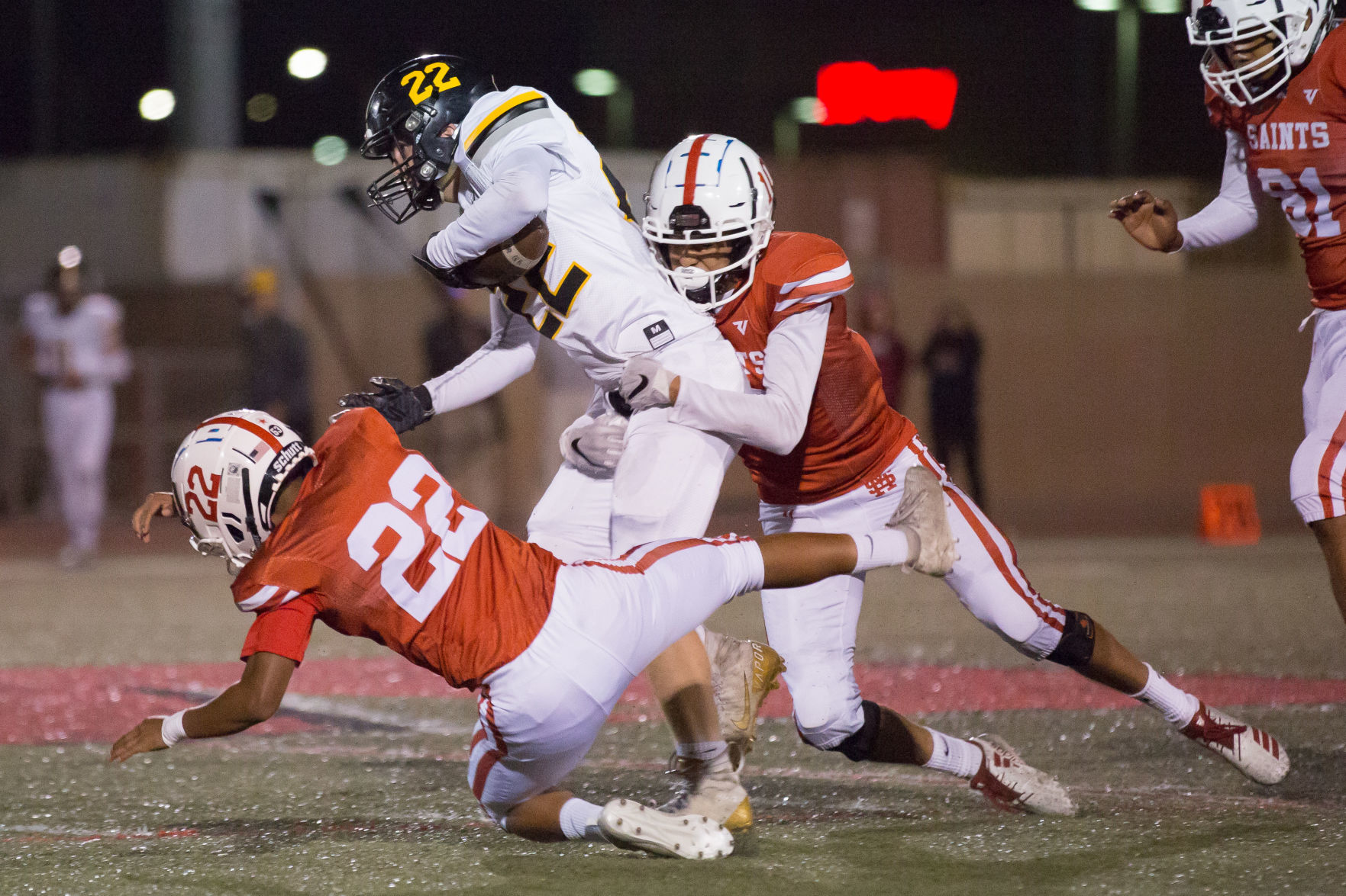 100419 SM SLO Football 01.jpg